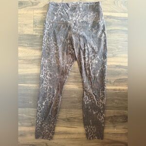 Lululemon Align High-Rise Pant 25"
Lined Truleopard MAX Brown Multi